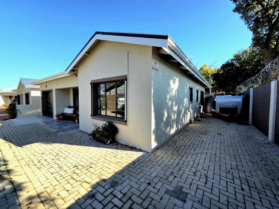 2 Bedroom Property for Sale in Wolseley Western Cape